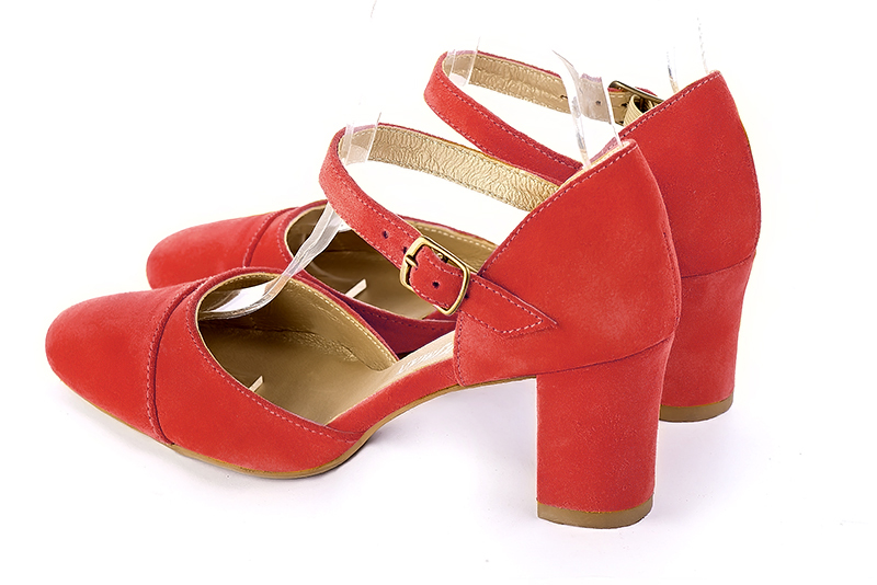 Scarlet red women's open side shoes, with an instep strap. Round toe. Medium block heels. Rear view - Florence KOOIJMAN